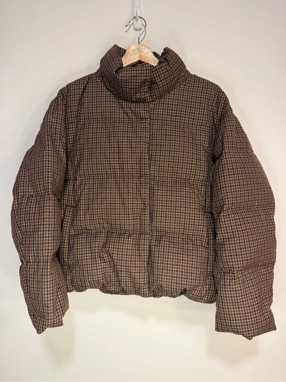 Uniqlo Women’s Brown Plaid Down Filled Puffer Jacket